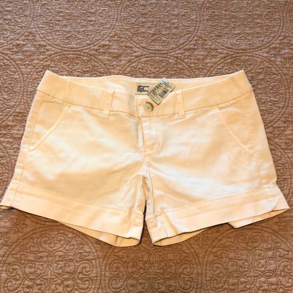 AE American Eagle Shorts size 4 NWT